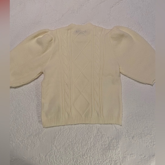 Cream short sleeve sweater. Brand new never worn. - Picture 2 of 5